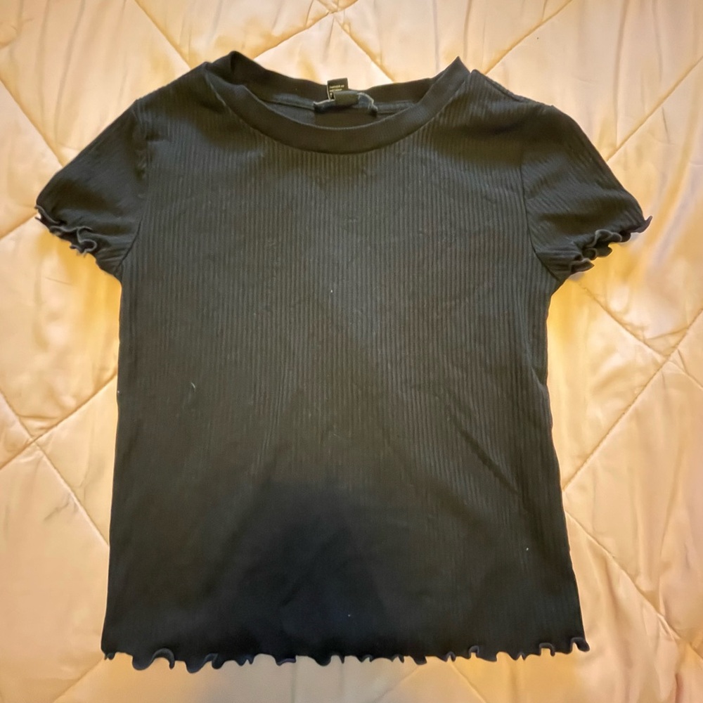 Forever 21 Black Fitted Ruffled Short Sleeve Tee